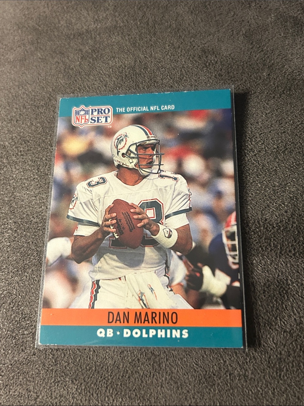 Dan Marino NFL Pro Set Football Card - Teal & Orange